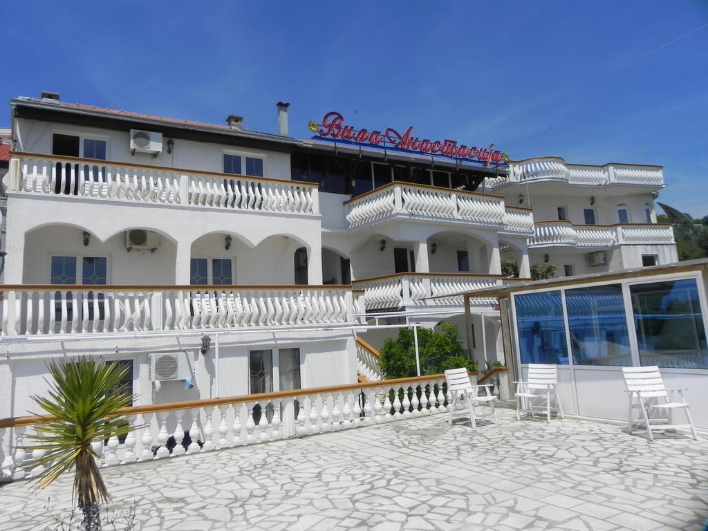 Apartments & Rooms Villa Anastasija Улцинь Екстер'єр фото
