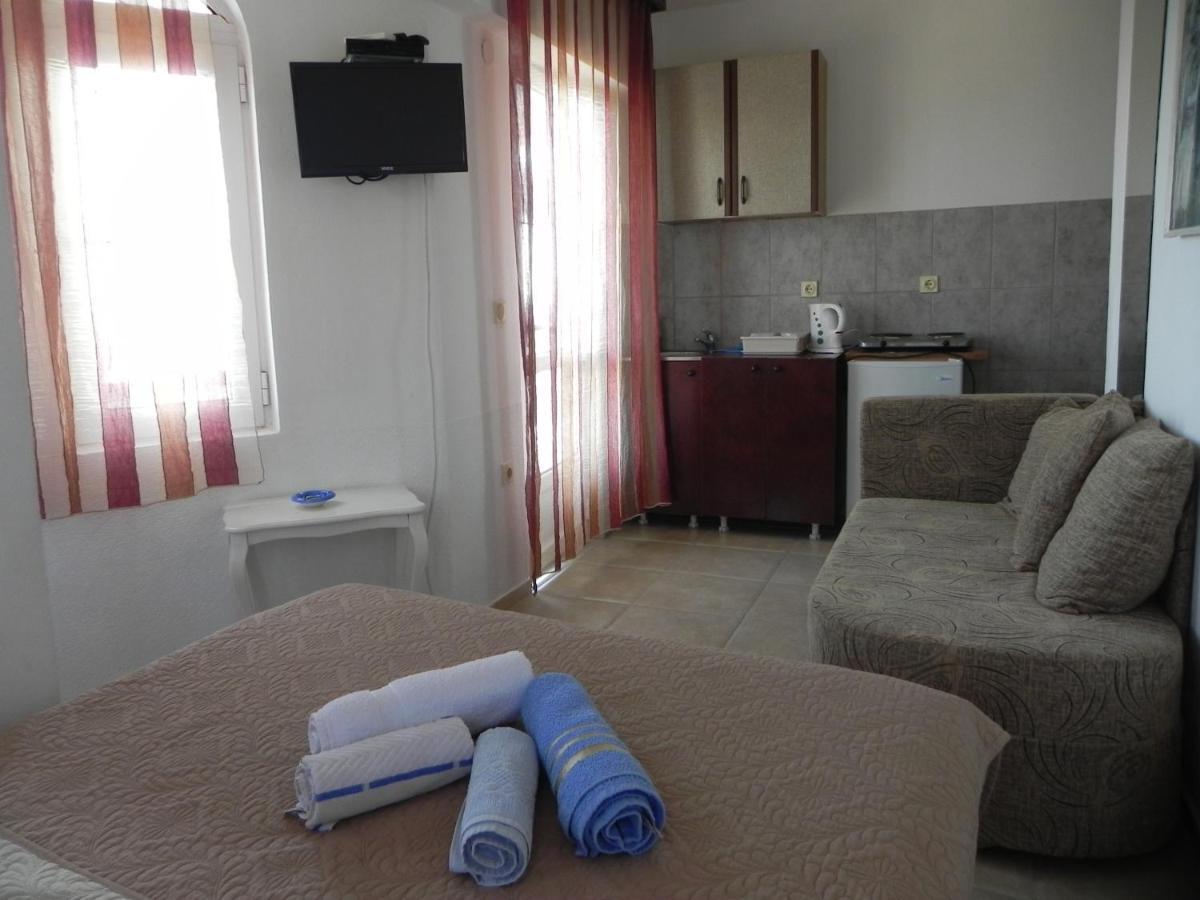 Apartments & Rooms Villa Anastasija Улцинь Екстер'єр фото